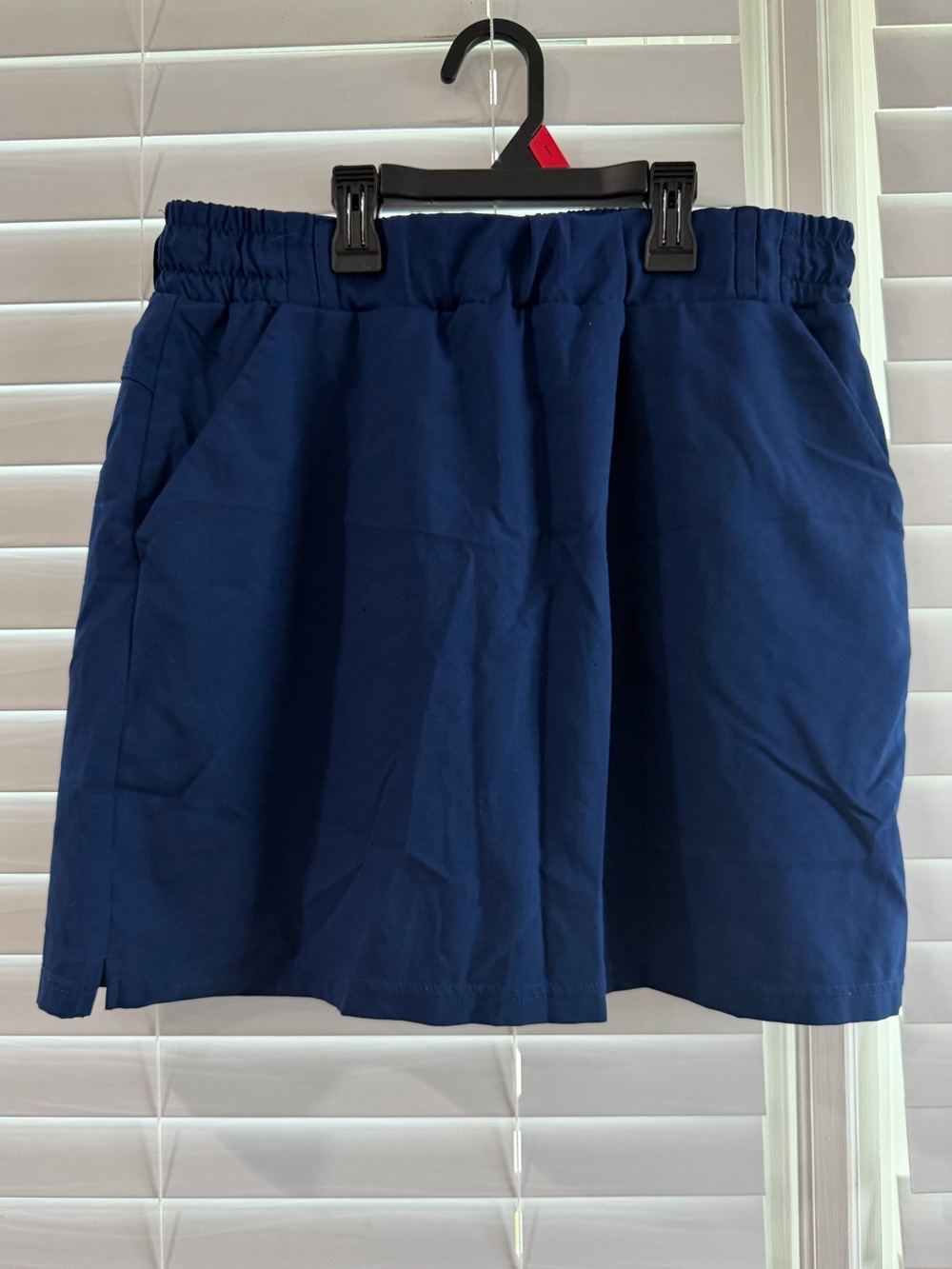 St. John Bay Classic Navy Skort Size Medium School Uniform 💙